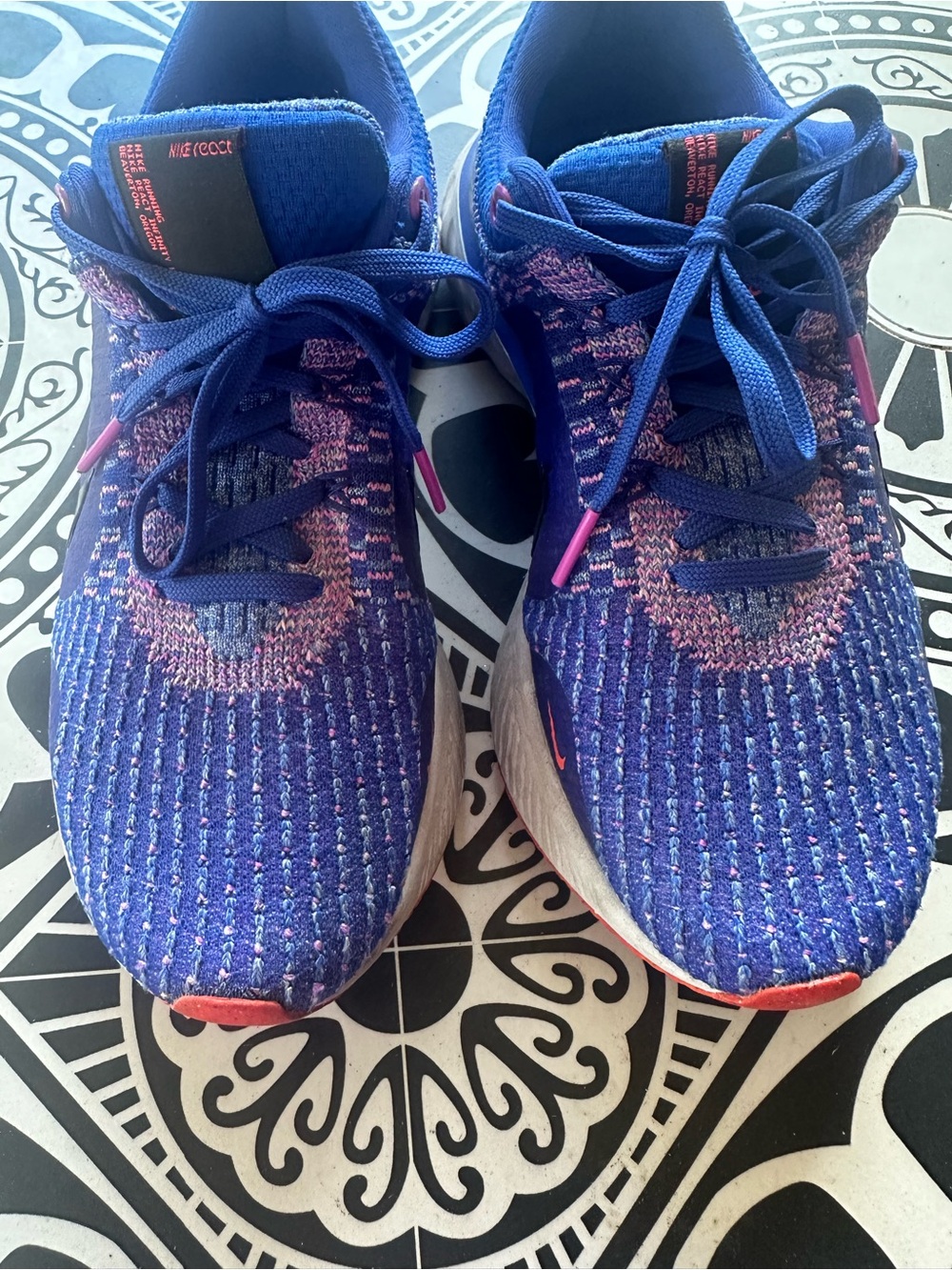 Nike Women’s Running Shoes in Blue with Pink Accents